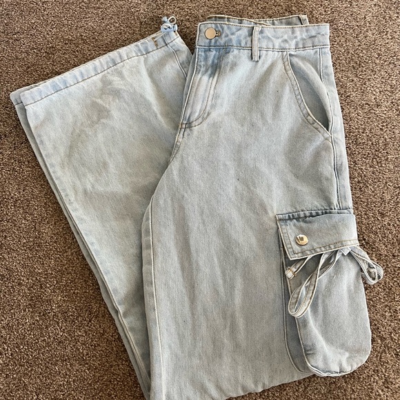 Low Rise Jeans (light) - Picture 4 of 4